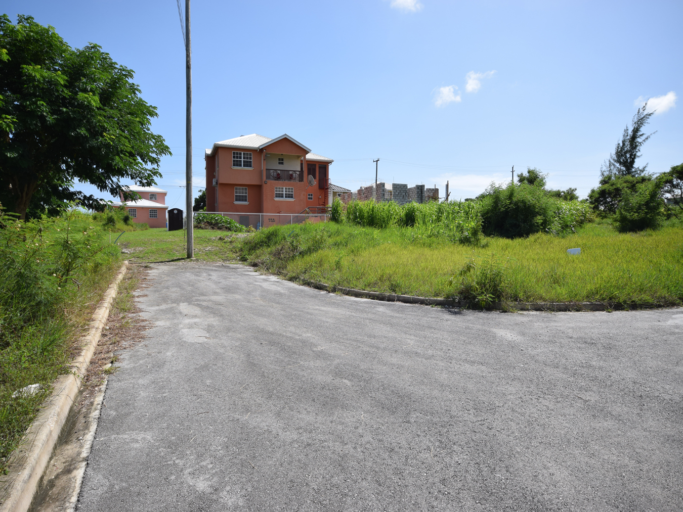 Looking for a land lot in Christ Church? Browse the well-priced lots below: